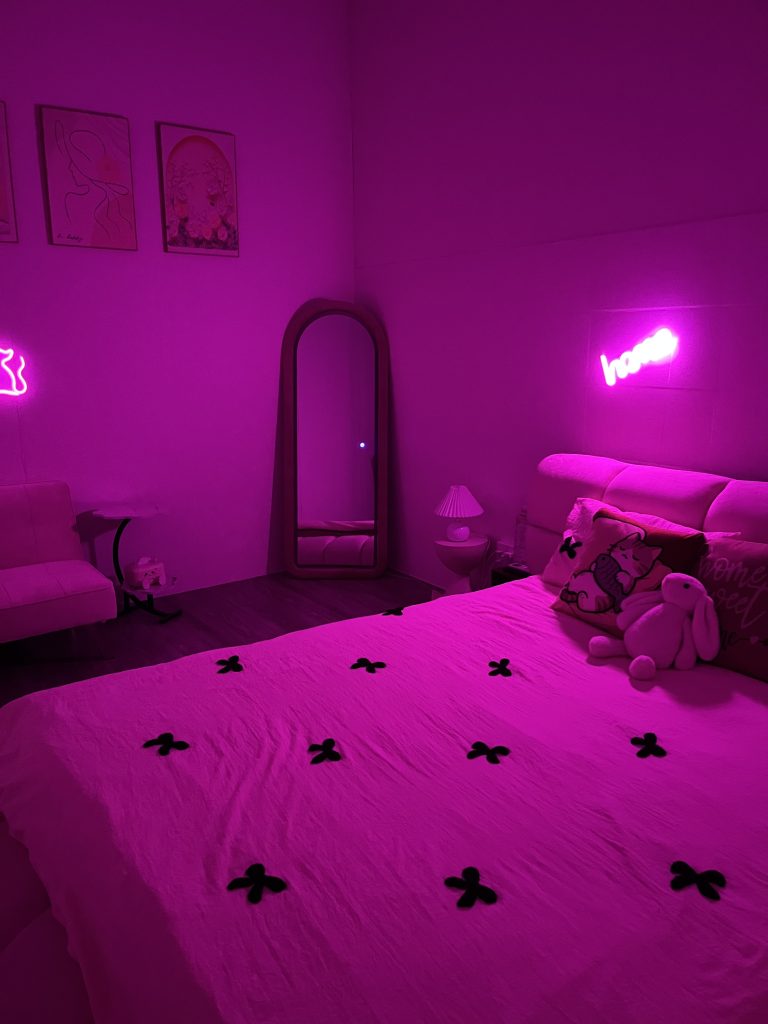 PINK WHISPER