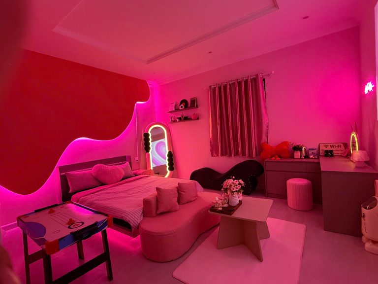 SWEET HOME